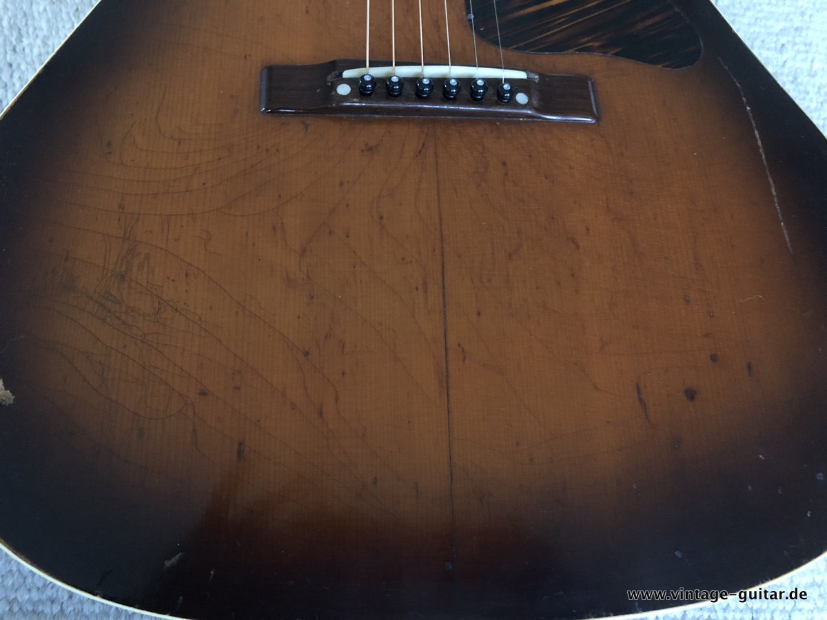 Gibson-J-35-1942-0011.jpg