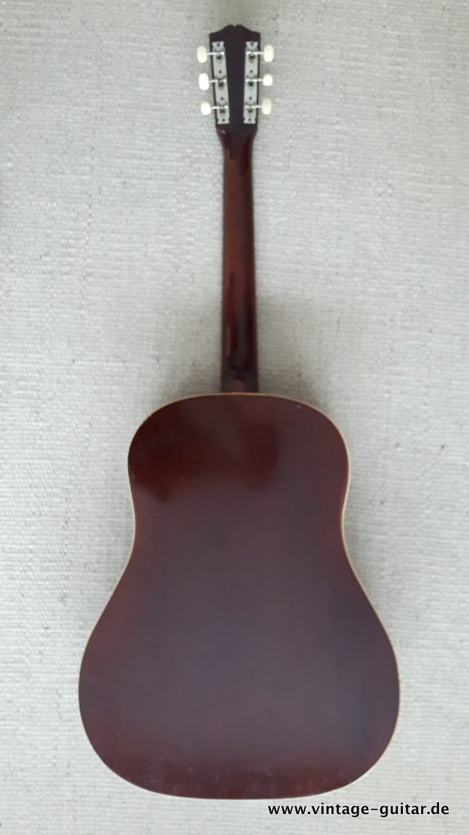 Gibson-J-35-1942-003.jpg