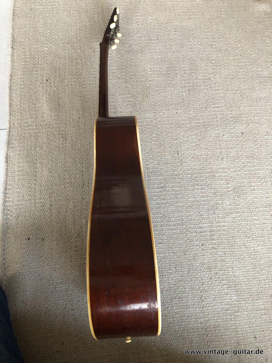 Gibson-J-35-1942-0031.jpg