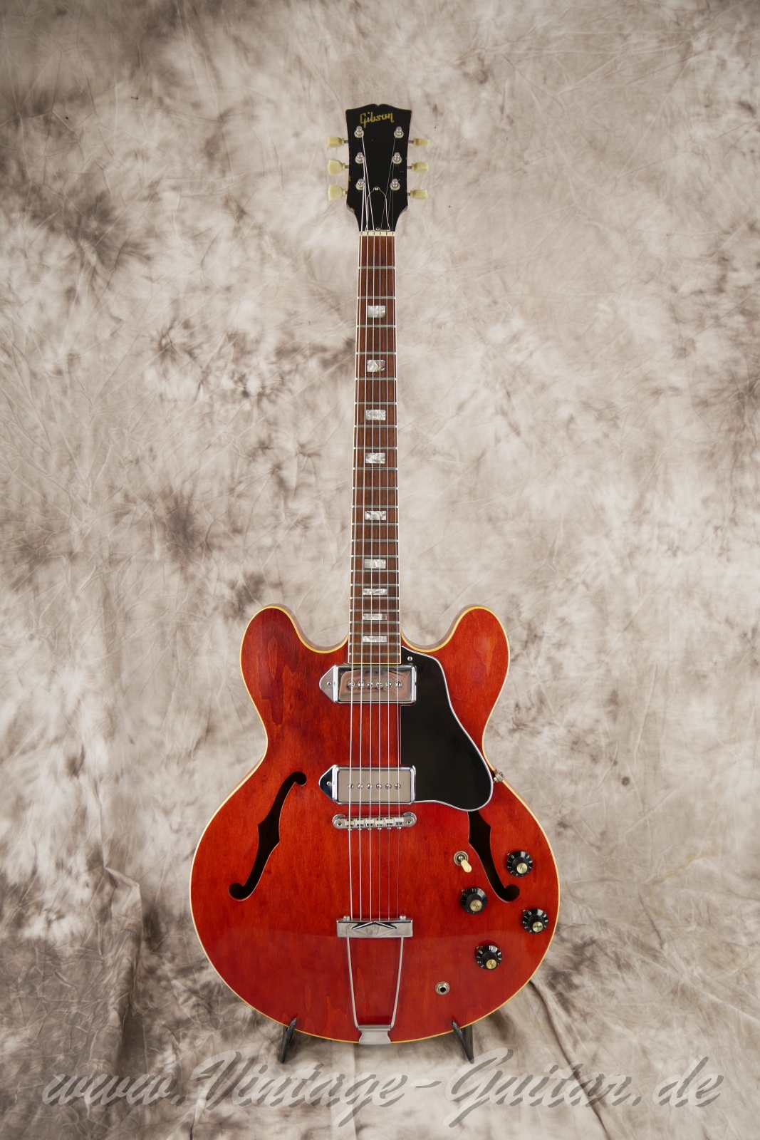 Gibson-ES-330-TDC-1968-cherry-01.jpg