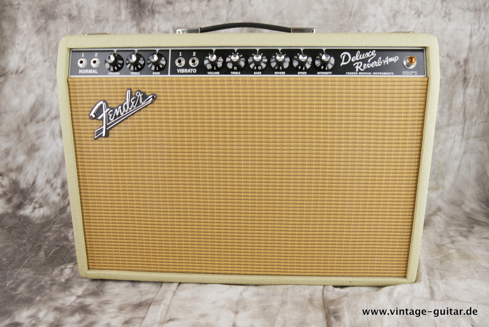 Fender-Deluxe-Reverb-FSR65-P12Q-limited-edition-2015-blonde-001.JPG