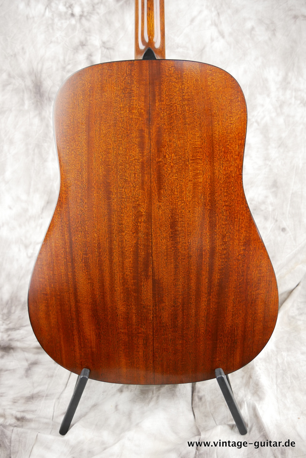 Martin-D18-authentic-1939-aged-2019-natural-008.JPG