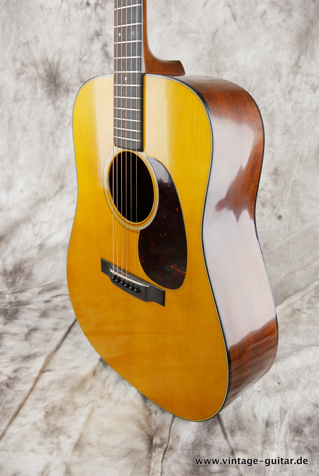 Martin-D18-authentic-1939-aged-2019-natural-010.JPG