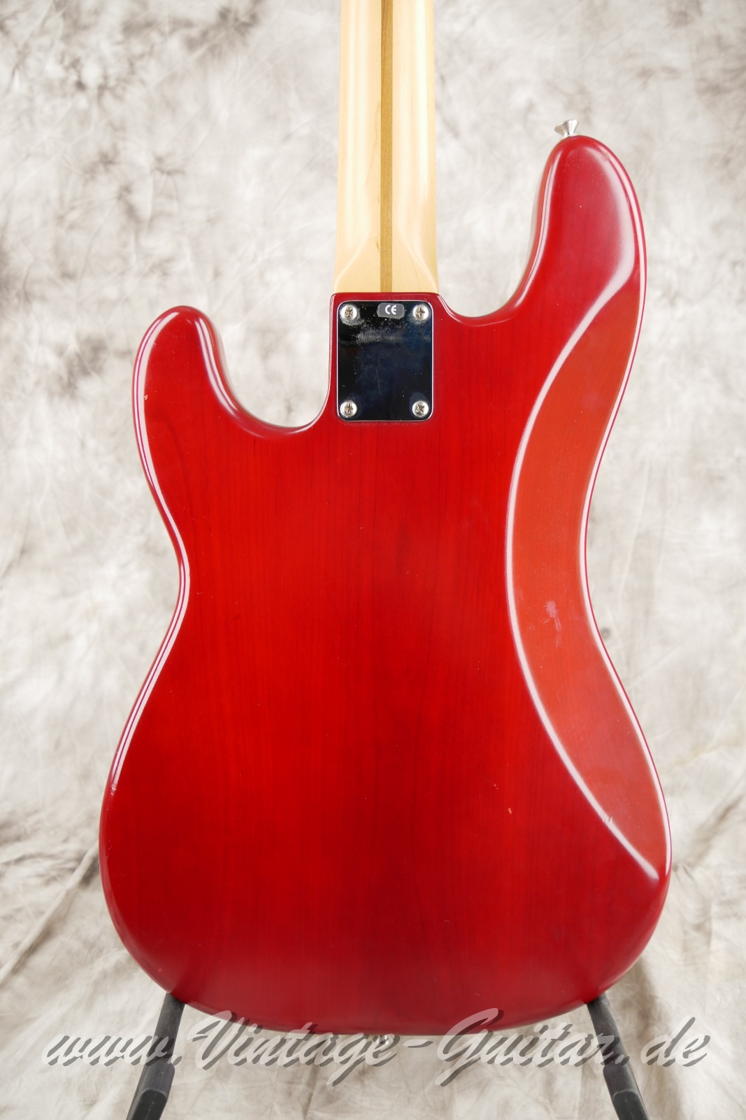 img/vintage/5770/Fender_precision_bass_highway_one_transparent_red_usa-008.JPG