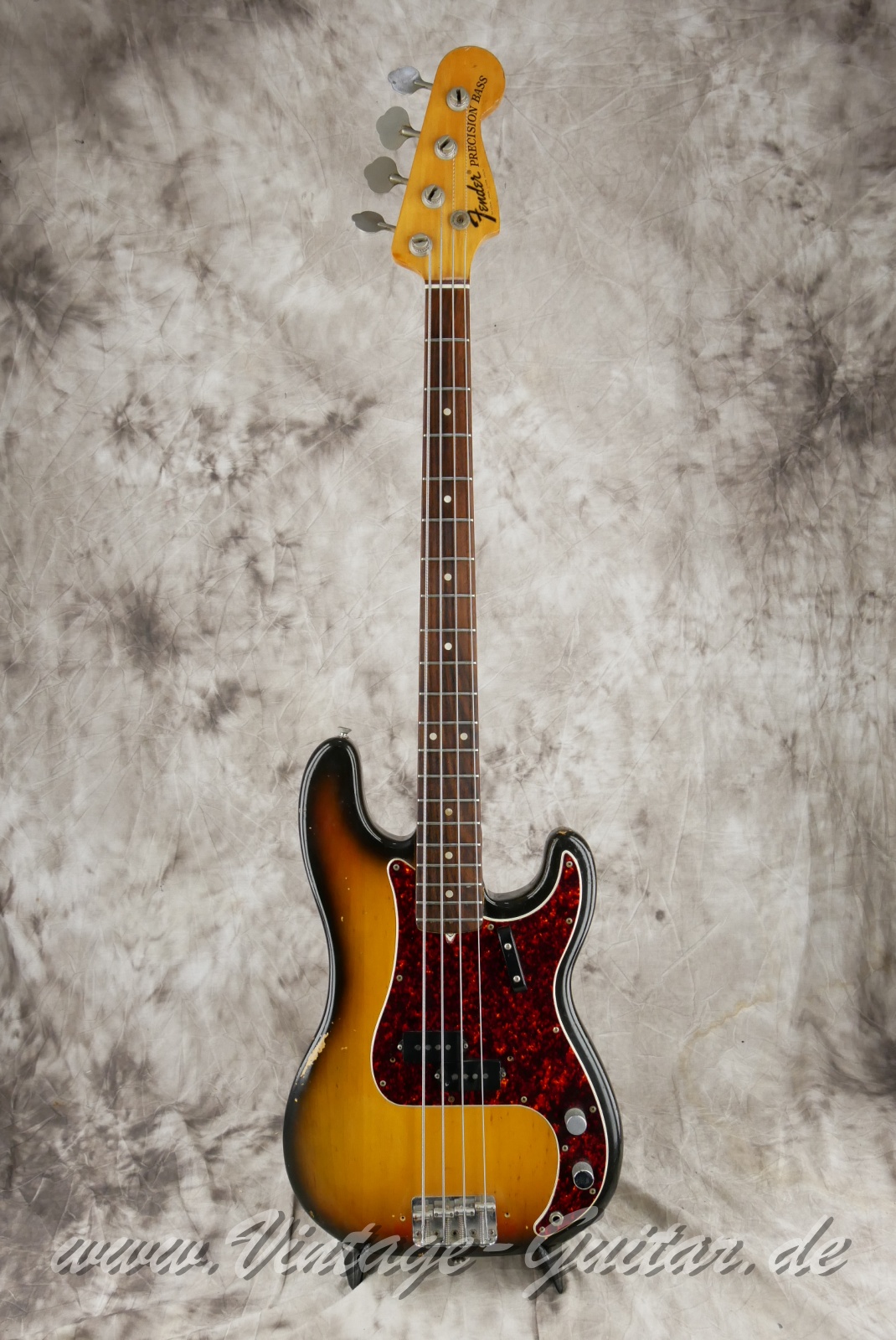 Fender_precision_1969_suburst_usa-001.JPG