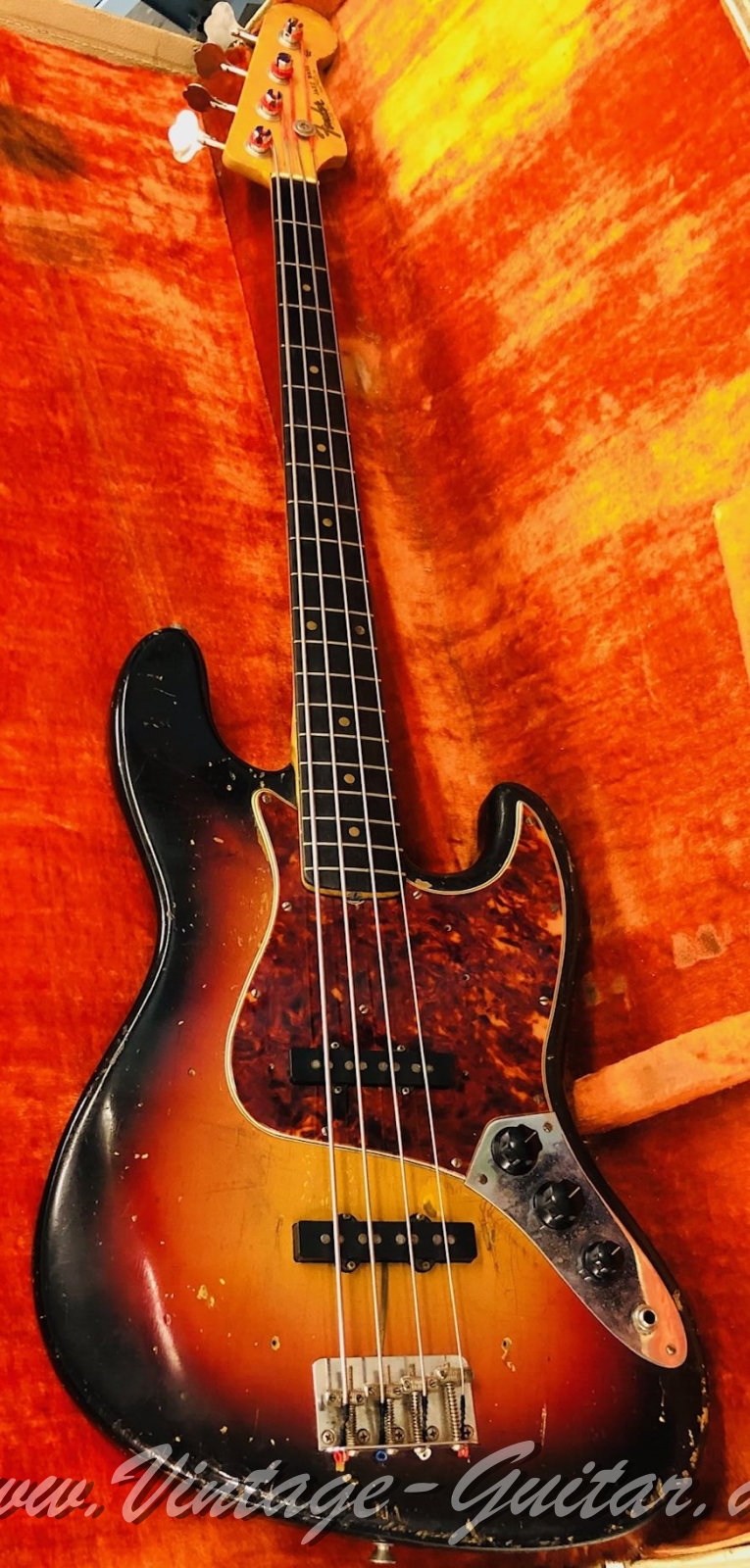 Fender-Jazz-Bass-1963-sunburst-001.jpg