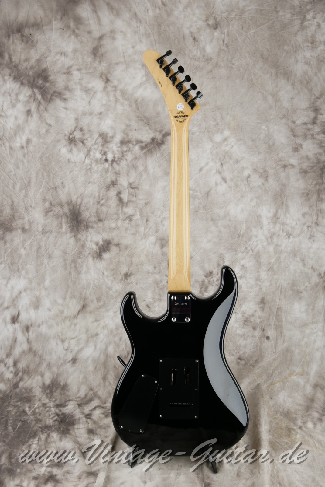img/vintage/5928/Kramer_Baretta_Special_Asia_black_2016--002.JPG