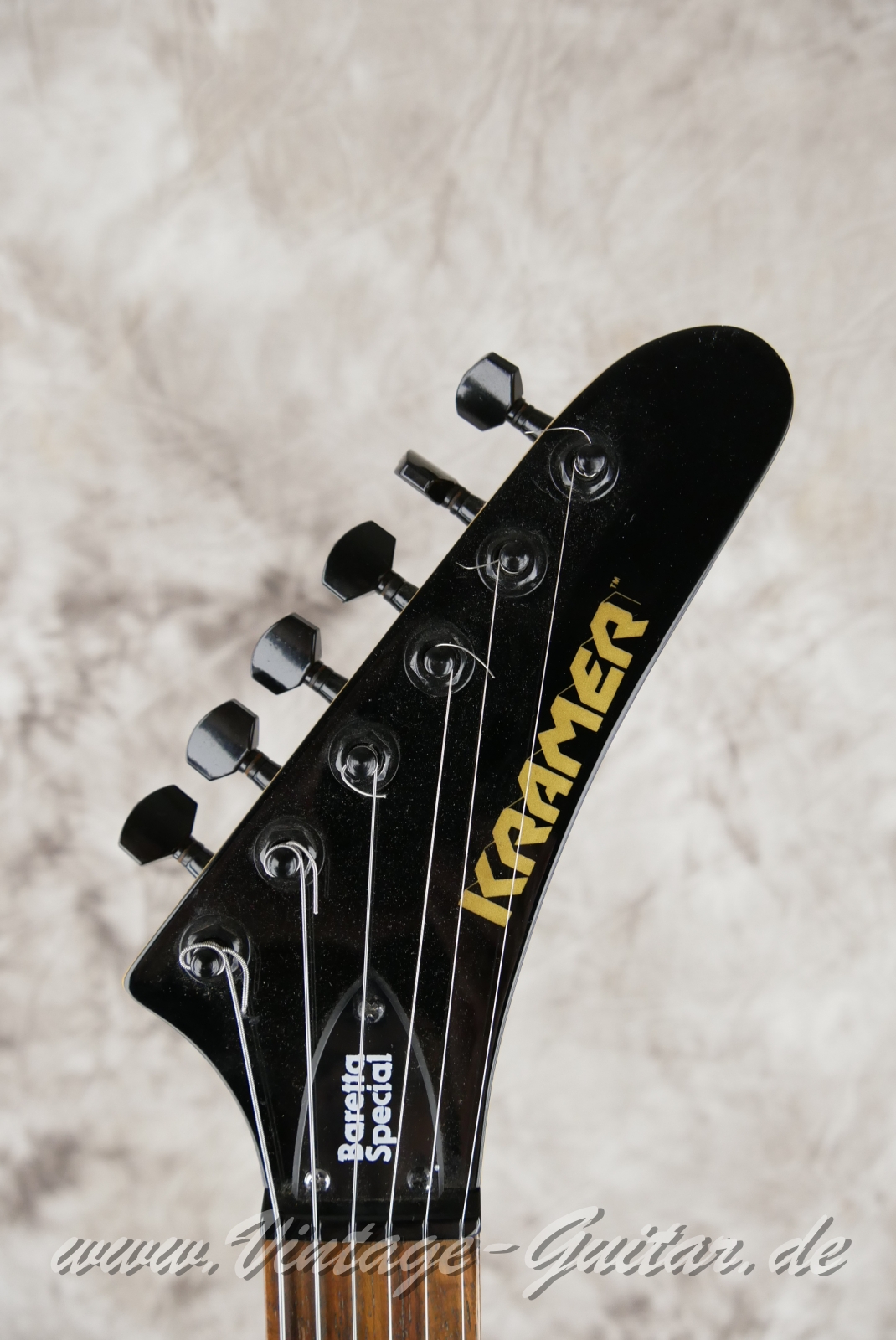 img/vintage/5928/Kramer_Baretta_Special_Asia_black_2016--003.JPG