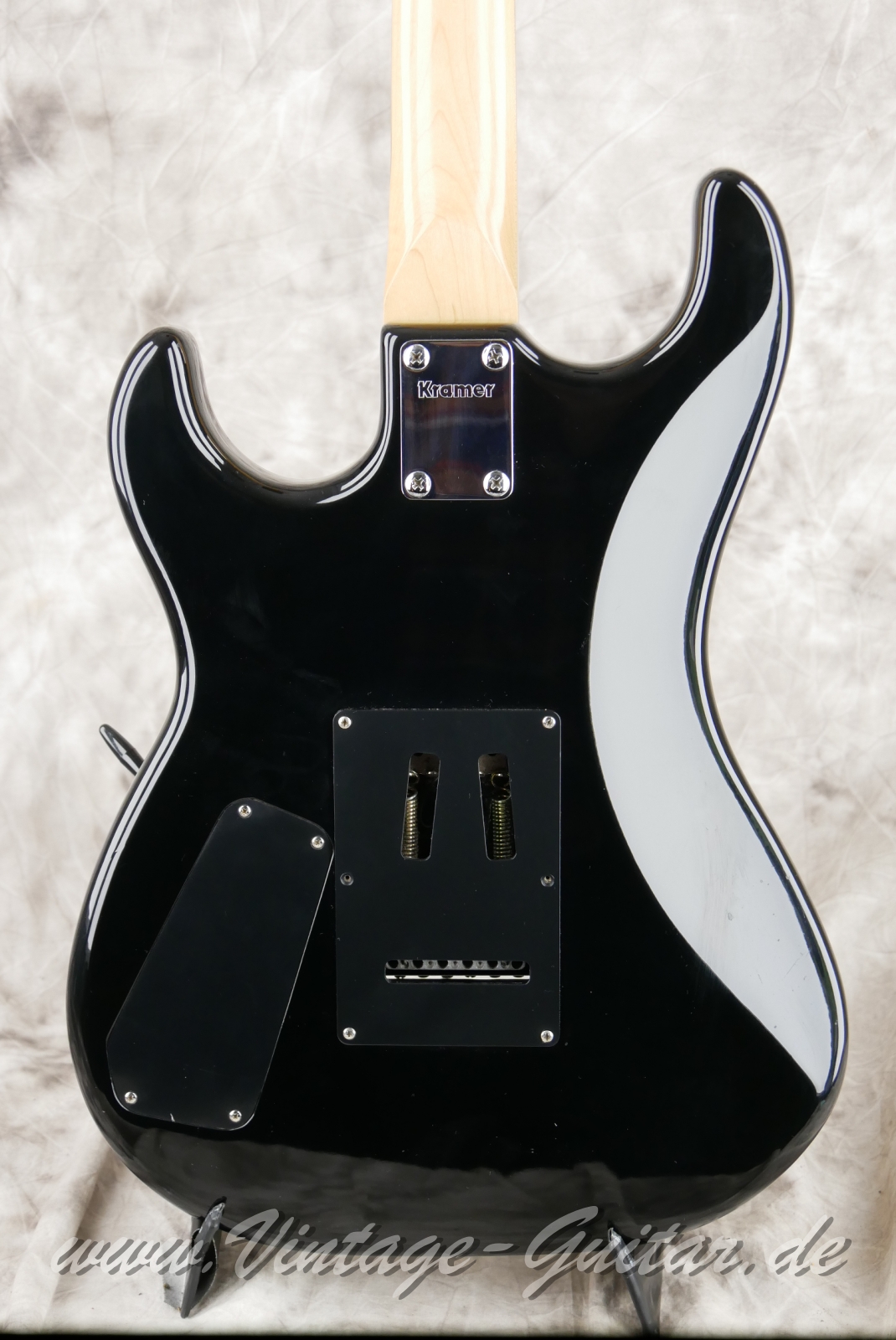 img/vintage/5928/Kramer_Baretta_Special_Asia_black_2016--008.JPG