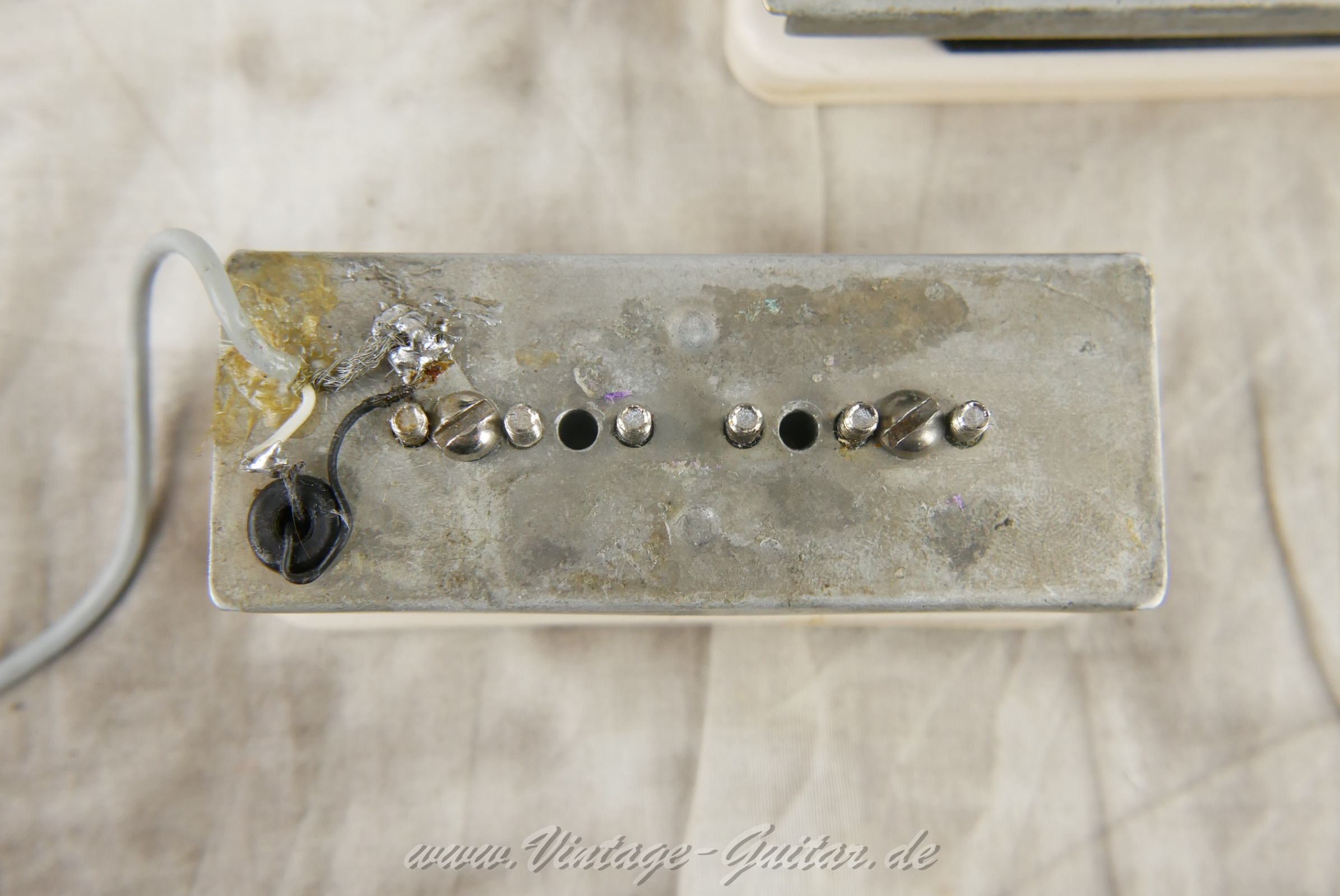 img/vintage/5941/P-90-Pickups-1955c.-cream-003.jpg