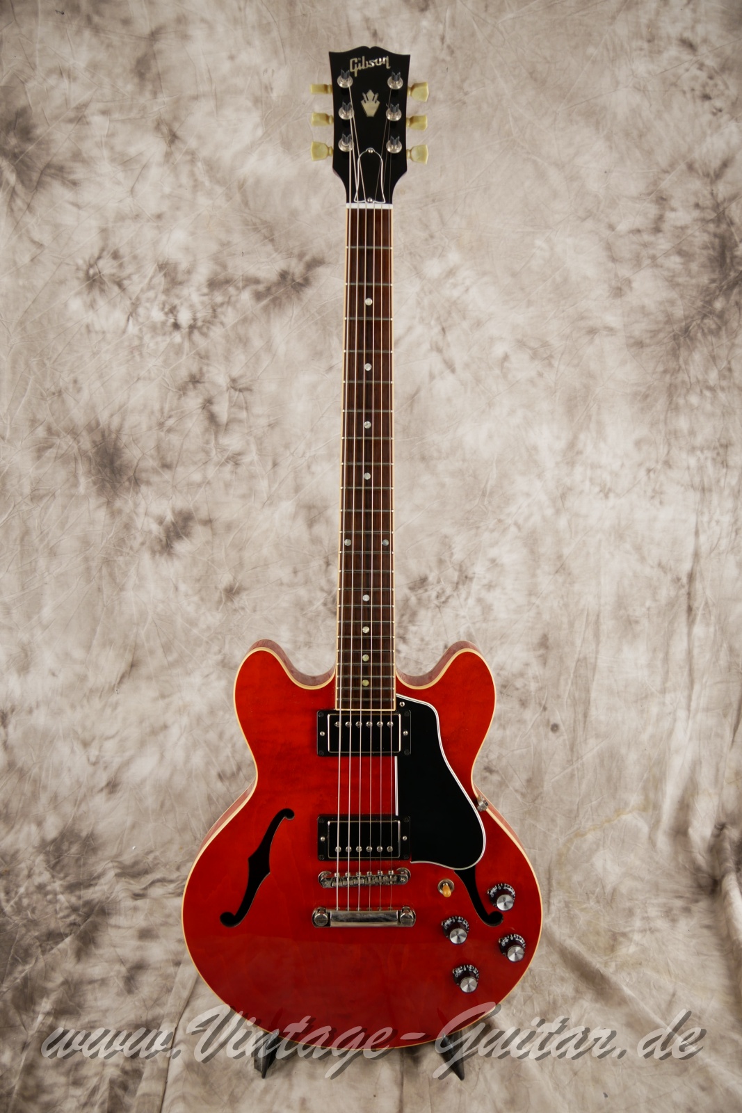 Gibson_ES339_2014_Cherry_USA-001.JPG