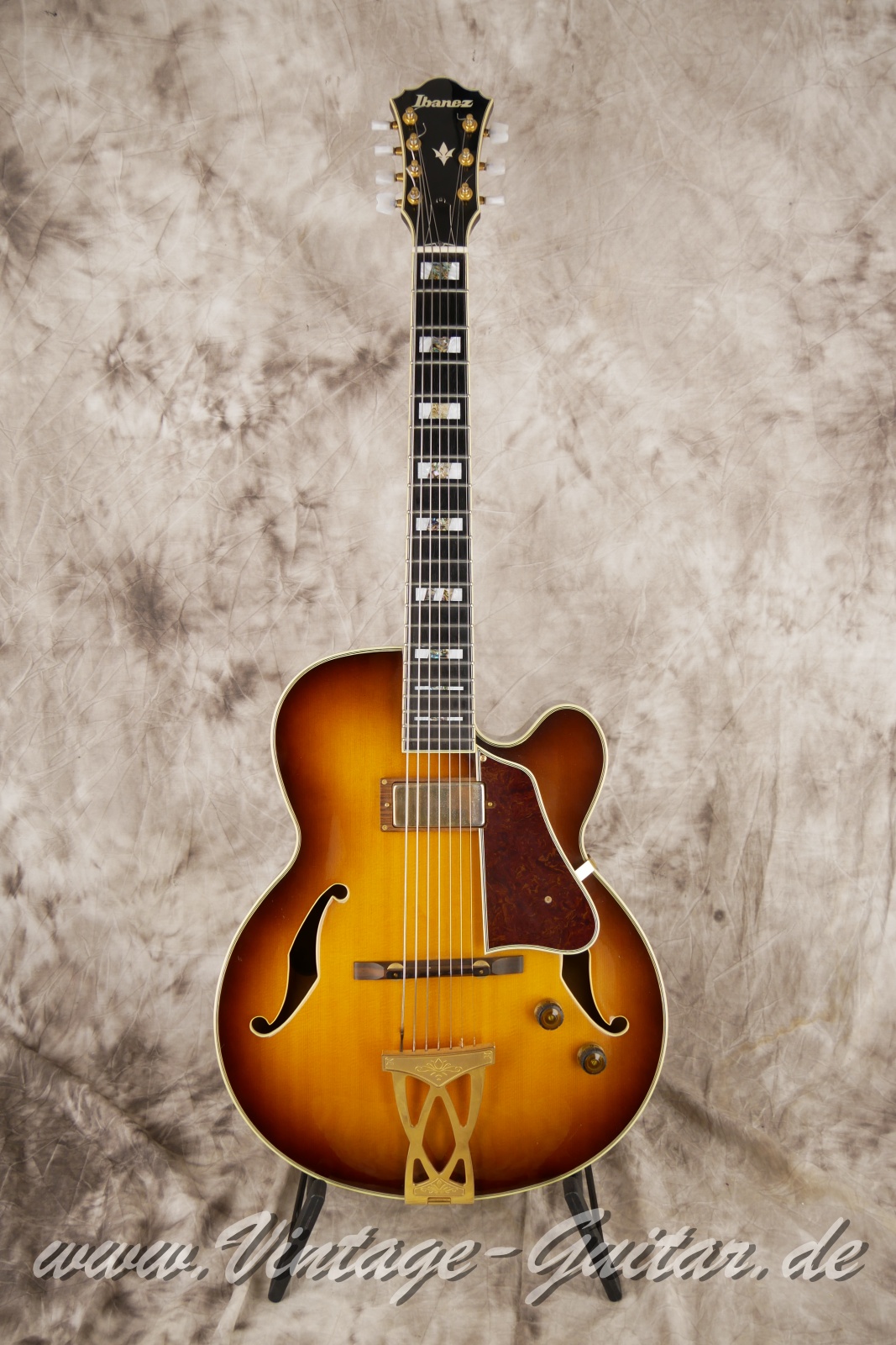 Ibanez-FA207-1997-brown-sunburst-001.jpg