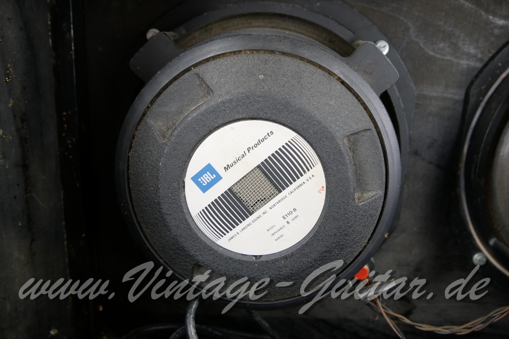 img/vintage/6028/Fender_Bandmaster_Reverb_silverface_110V_1971_rebuilt_2x10_combo_blonde-007.jpg