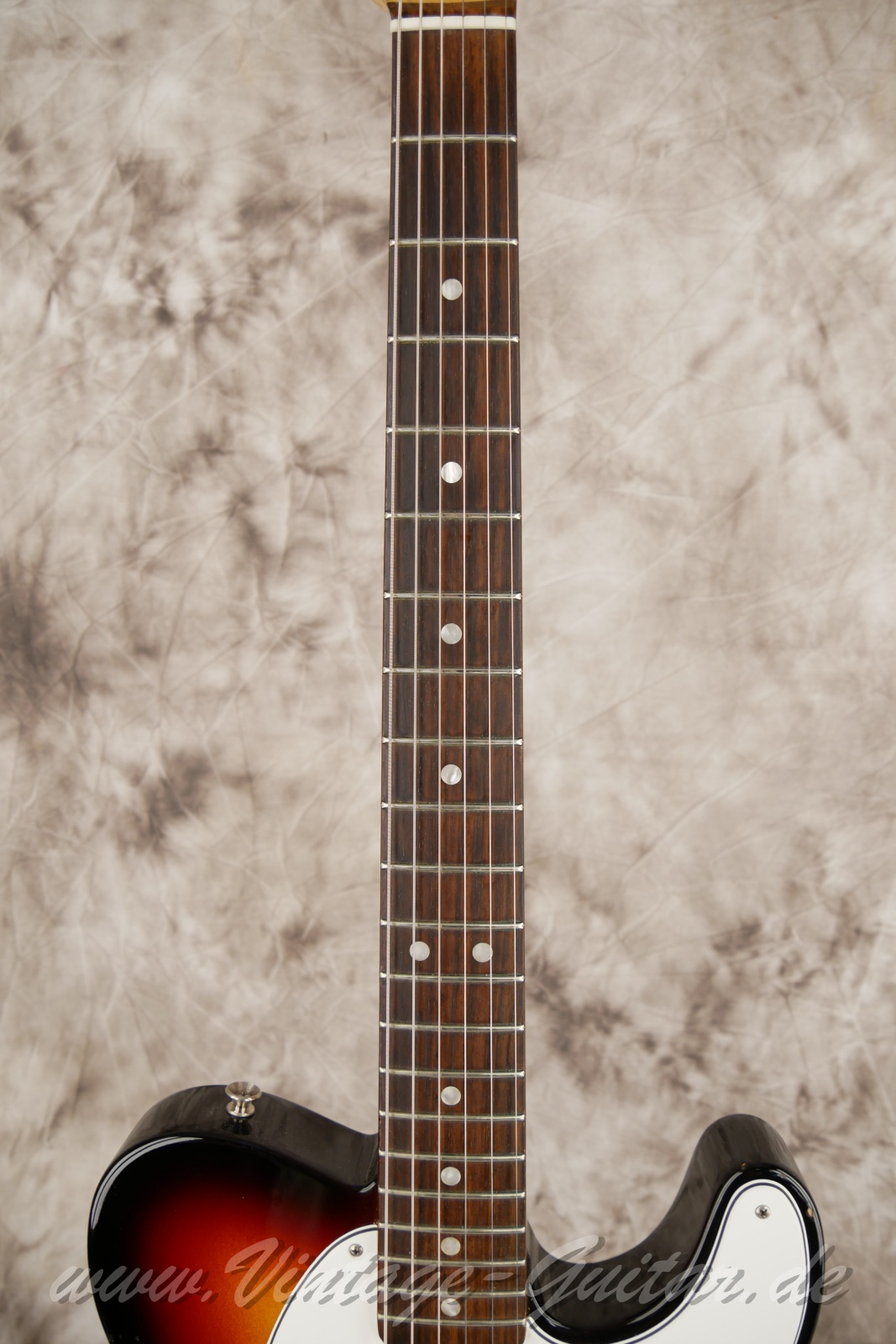 img/vintage/6080/Fender-Telecaster-AVRI-American-Vintage-Reissue-64-2012-sunburst-05.jpg