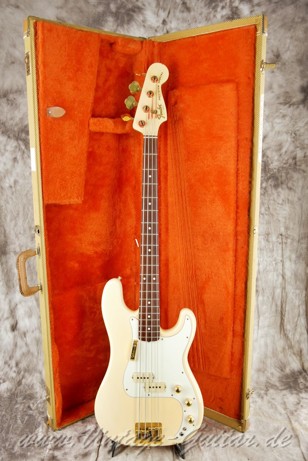 img/vintage/6083/fender_precision_bass_special_olympic_white_1982_usa-21,1.jpg