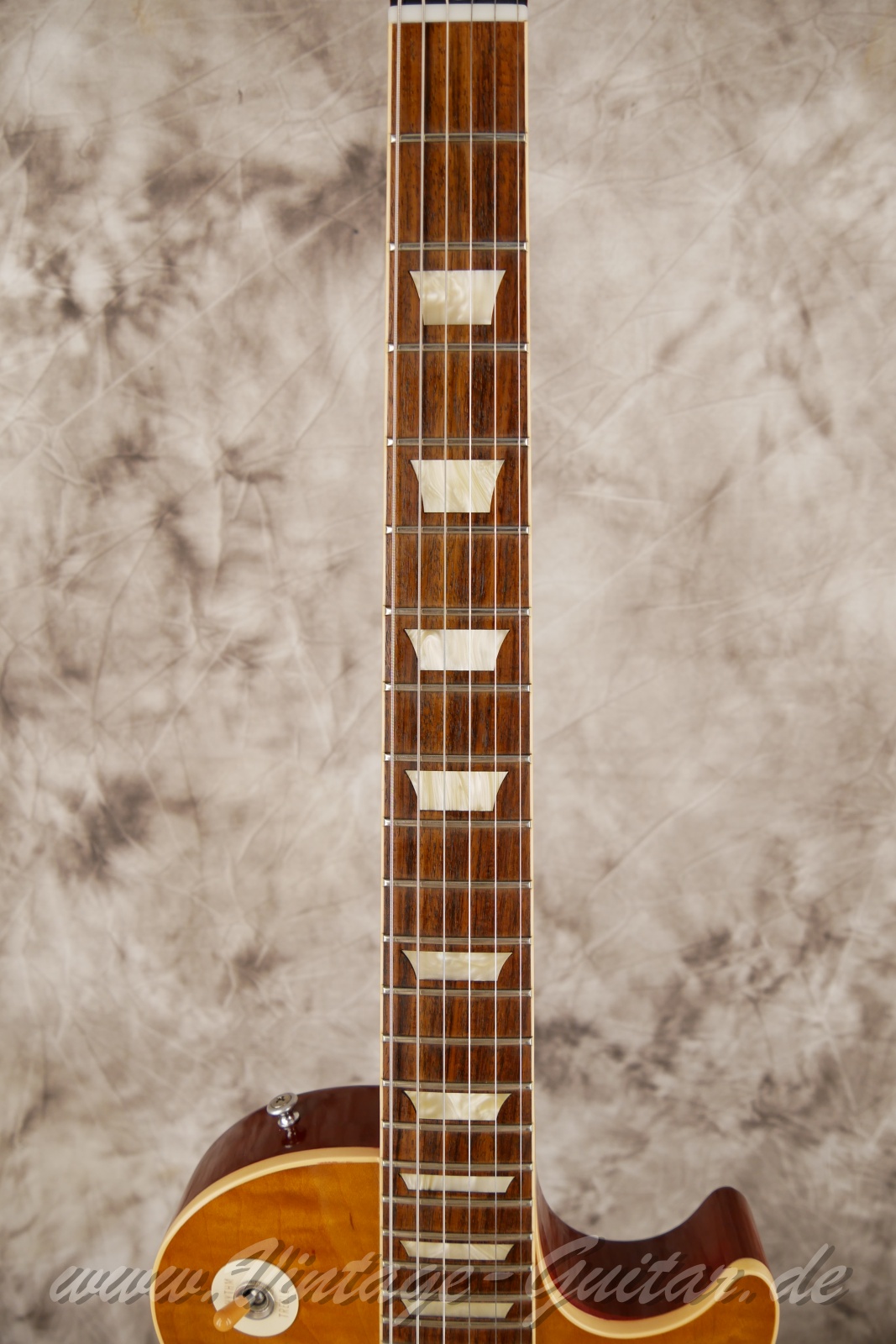 img/vintage/6086/Gibson-Les-Paul-CH-LPR8-LF-Custom-Shop-2011-honeyburst-05.jpg