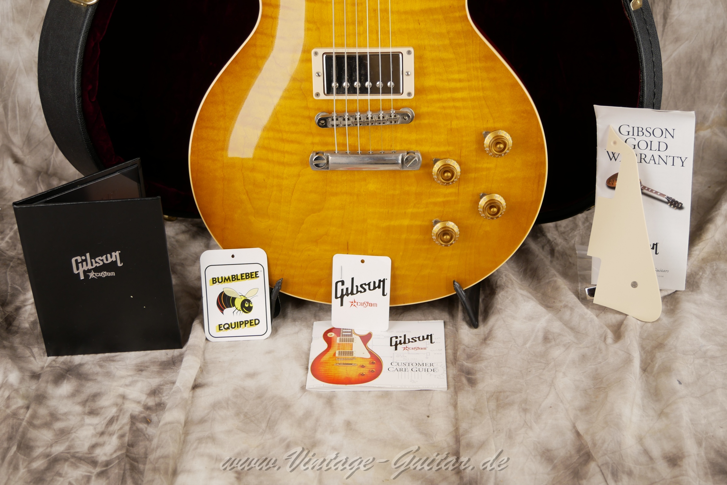 img/vintage/6086/Gibson-Les-Paul-CH-LPR8-LF-Custom-Shop-2011-honeyburst-17.jpg