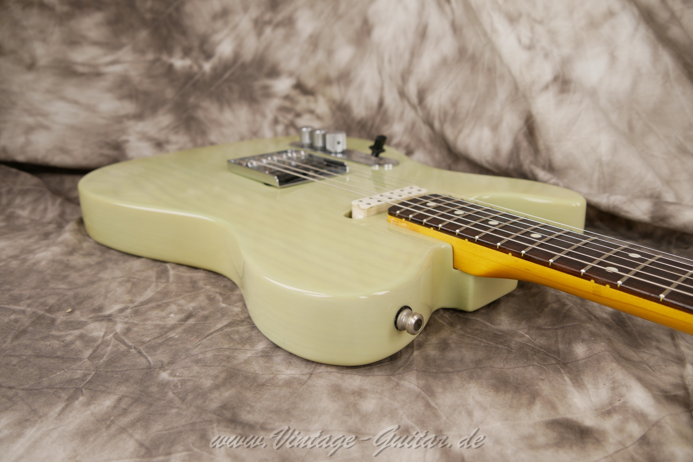 img/vintage/6156/Fender-Telecaster-Built-from-Parts-transparant-surf-green-17.jpg