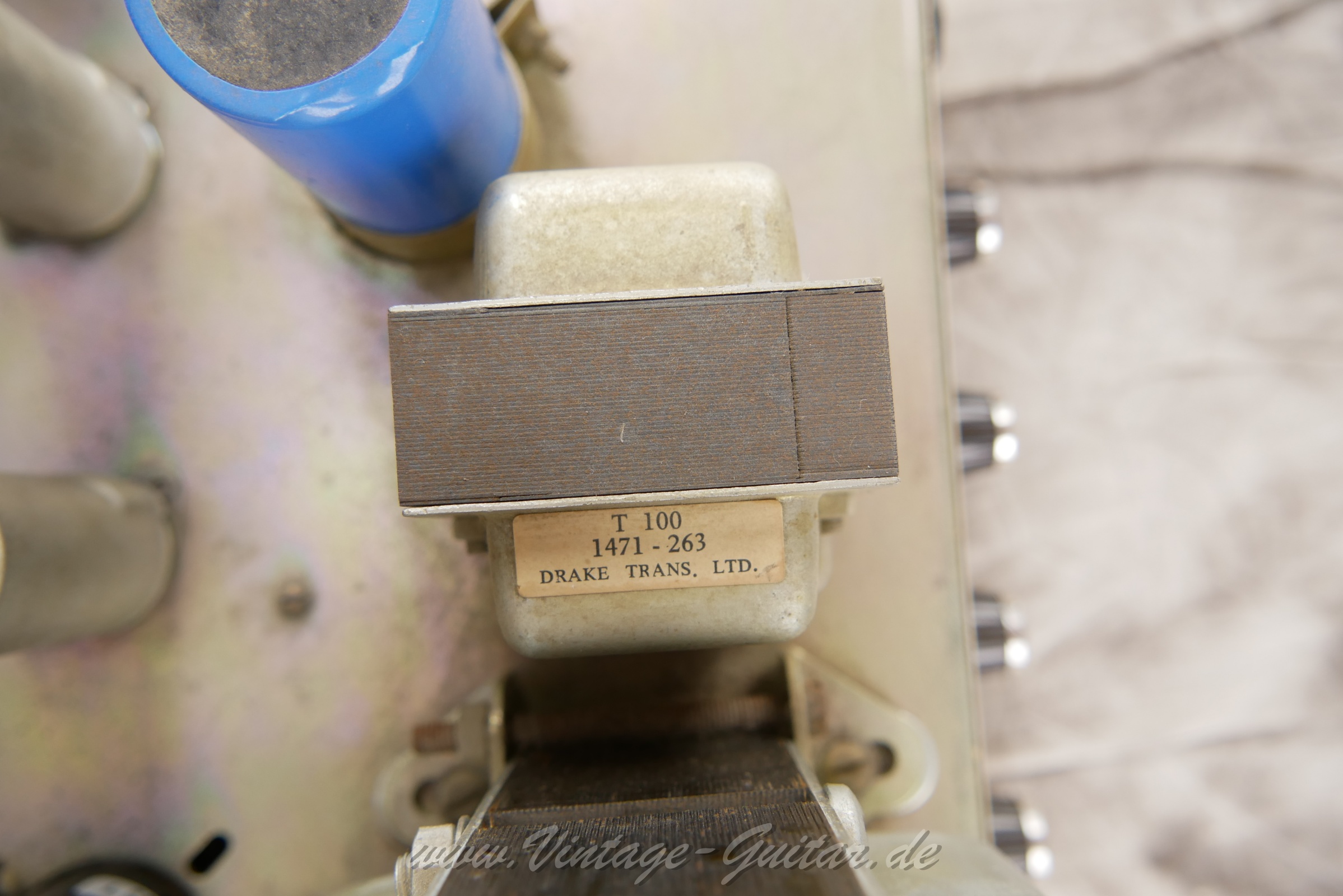 img/vintage/6164/Marshall_2203_JCM800_Master_model_lead_uk_1979-13.jpg