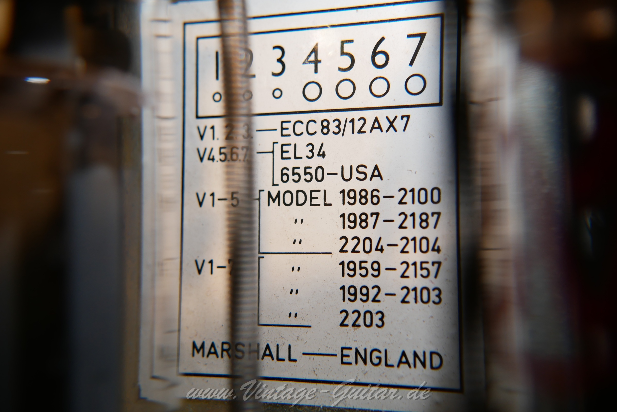 img/vintage/6164/Marshall_2203_JCM800_Master_model_lead_uk_1979-17.jpg