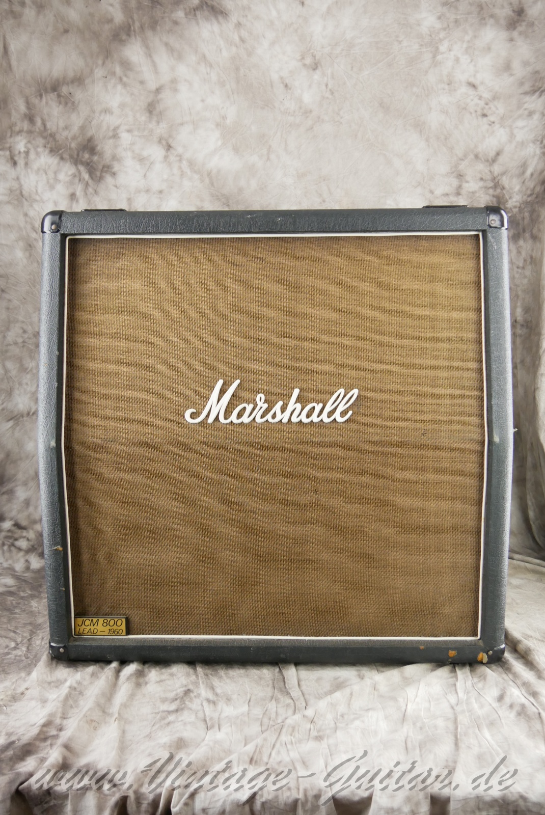img/vintage/6165/marshall_1960a_JCM800_4x12_1985_UK-01.jpg