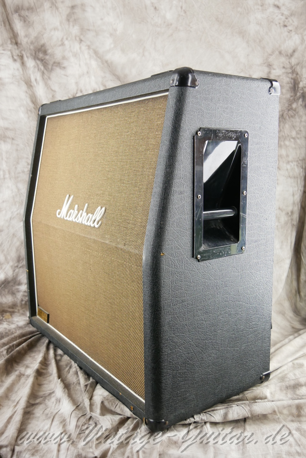 img/vintage/6165/marshall_1960a_JCM800_4x12_1985_UK-04.jpg
