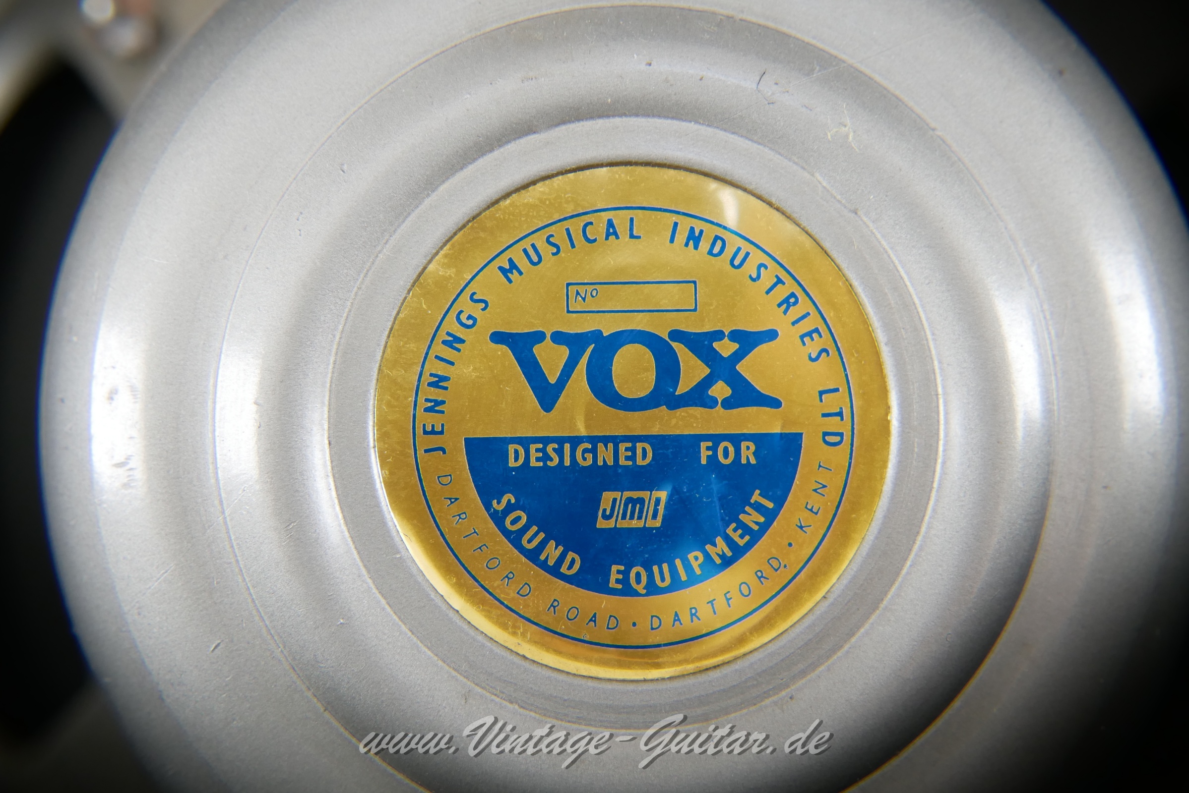 img/vintage/6173/vox_2x12_cabinet_1965_black_USA-006.JPG