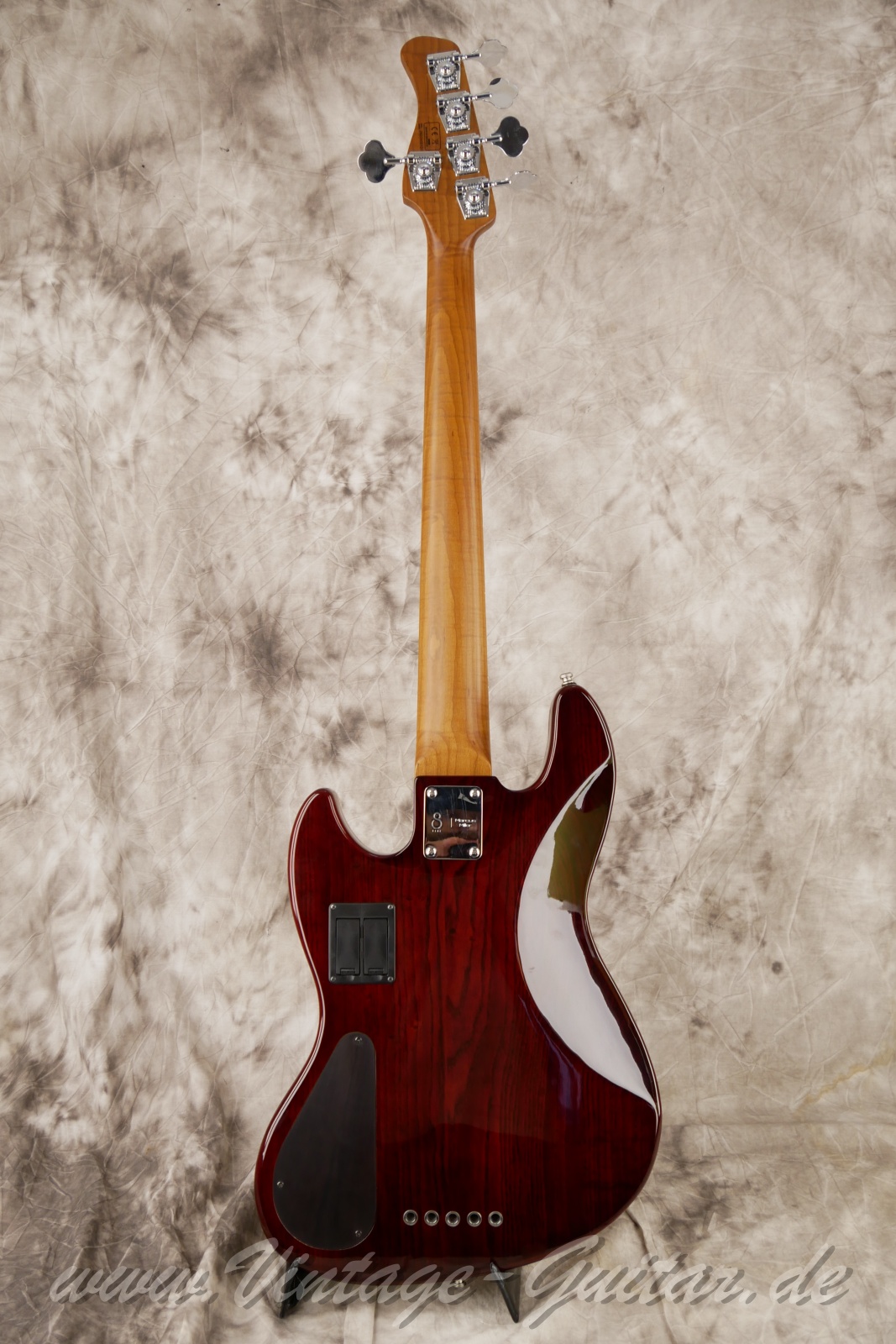 img/vintage/6188/Sire-Marcus-Miller-V10-5-string-bass-2020-Tobacco-Sunburst-02.jpg