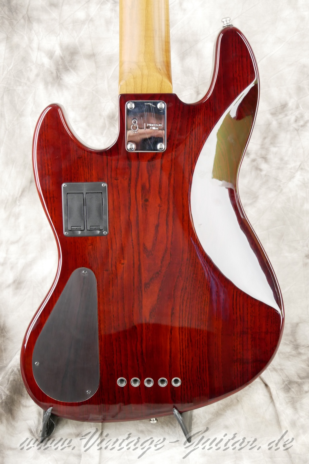 img/vintage/6188/Sire-Marcus-Miller-V10-5-string-bass-2020-Tobacco-Sunburst-08.jpg