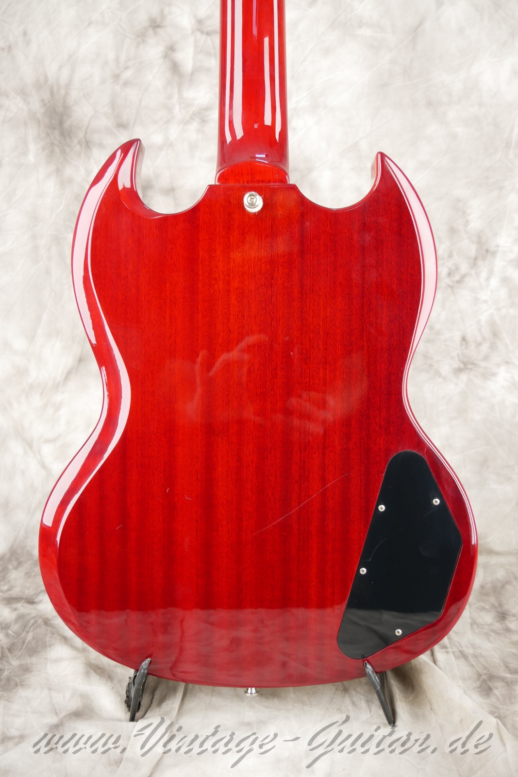 img/vintage/6193/Epiphone-SG-Pro-G-400-2019-cherry-08.jpg