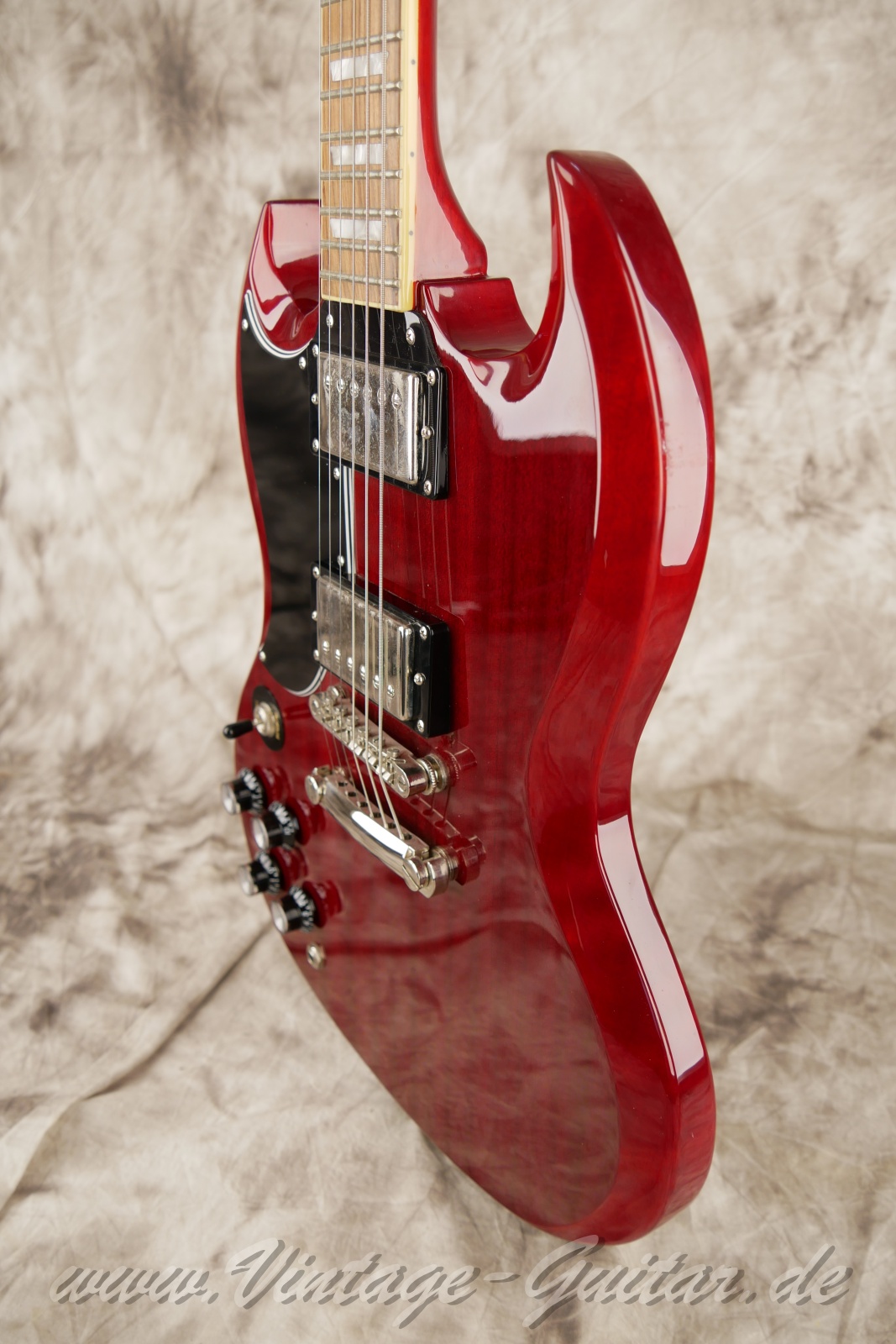 img/vintage/6193/Epiphone-SG-Pro-G-400-2019-cherry-10.jpg