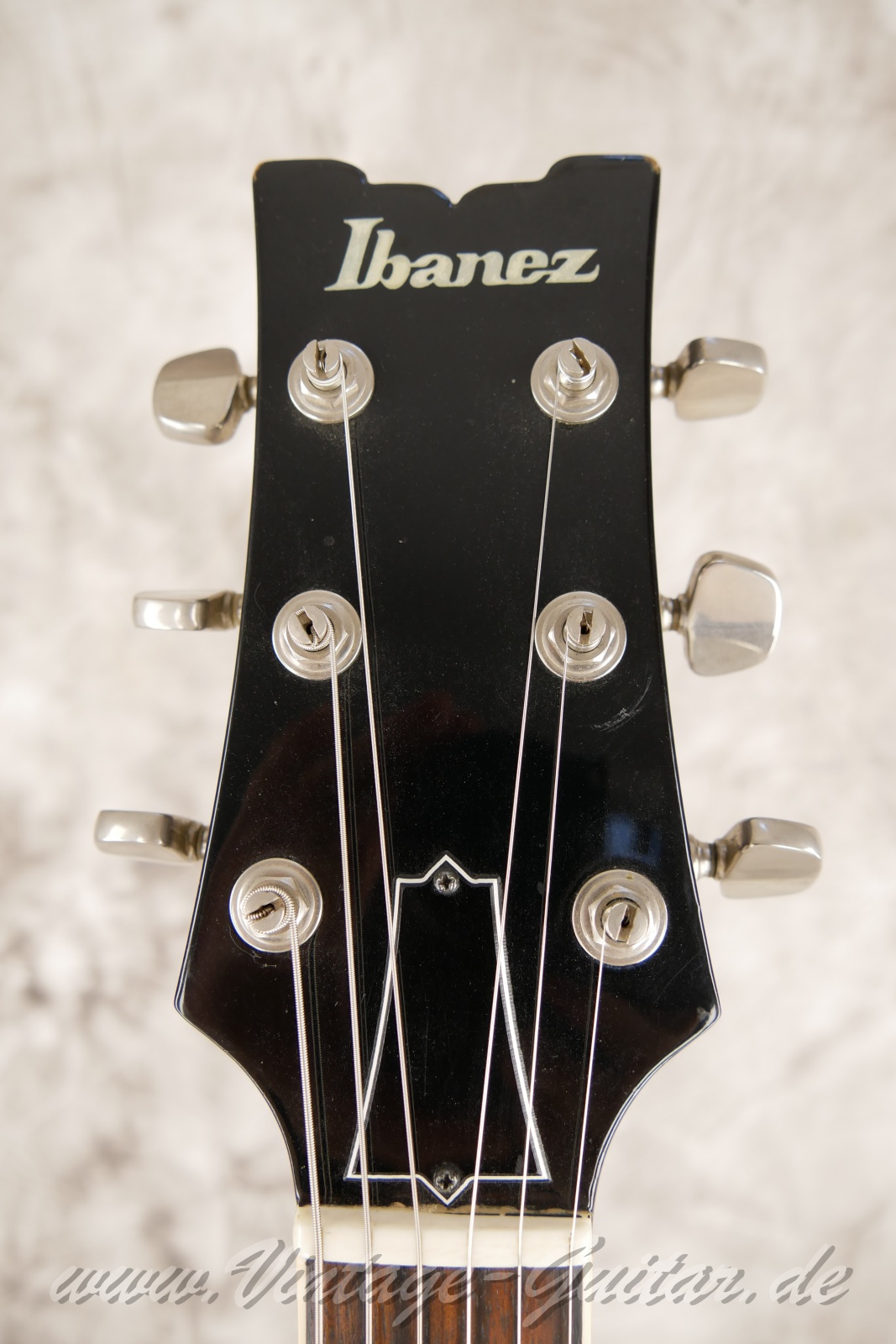 img/vintage/6195/Ibanez-AS-50-1981-Tobaco-Burst-03.jpg