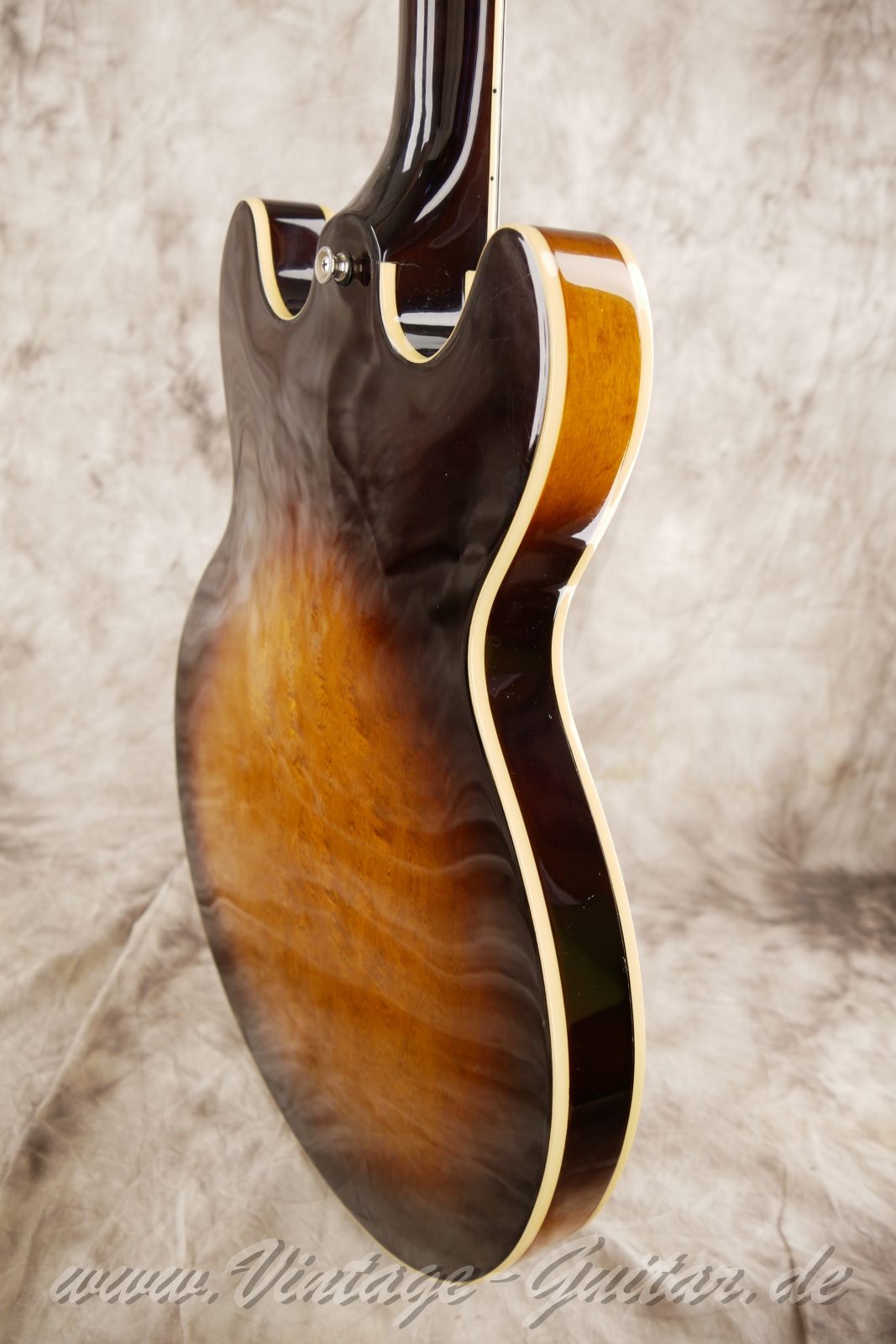 img/vintage/6195/Ibanez-AS-50-1981-Tobaco-Burst-12.jpg