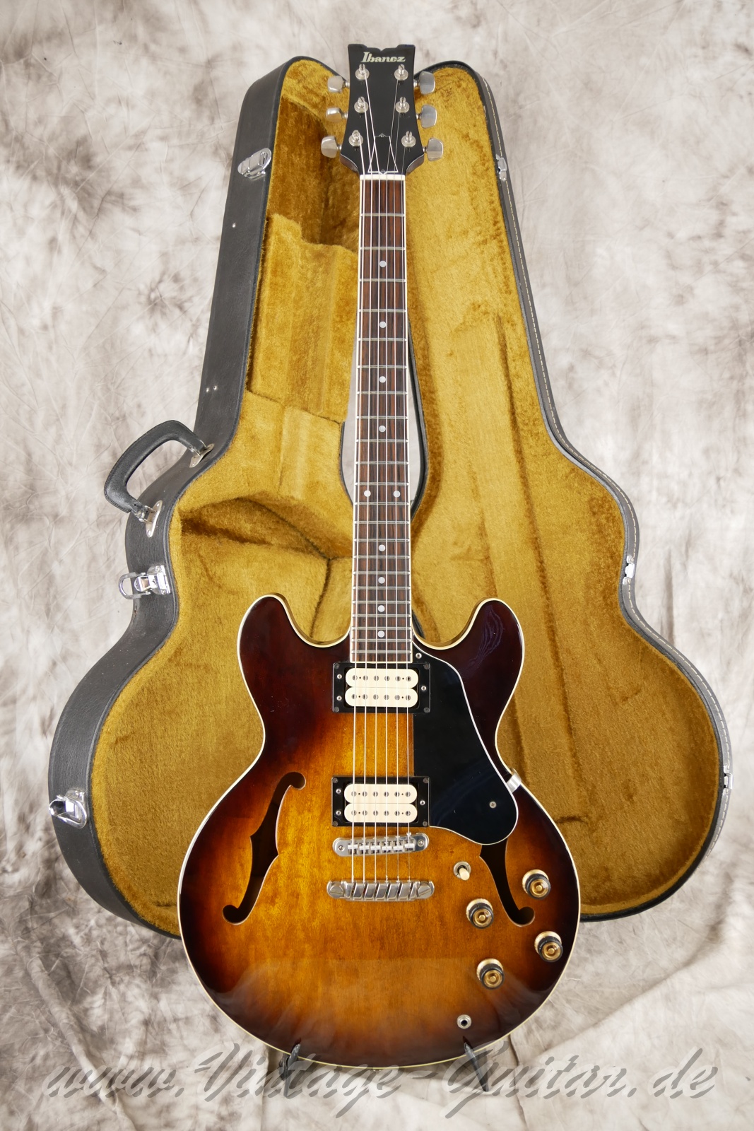 img/vintage/6195/Ibanez-AS-50-1981-Tobaco-Burst-17.jpg