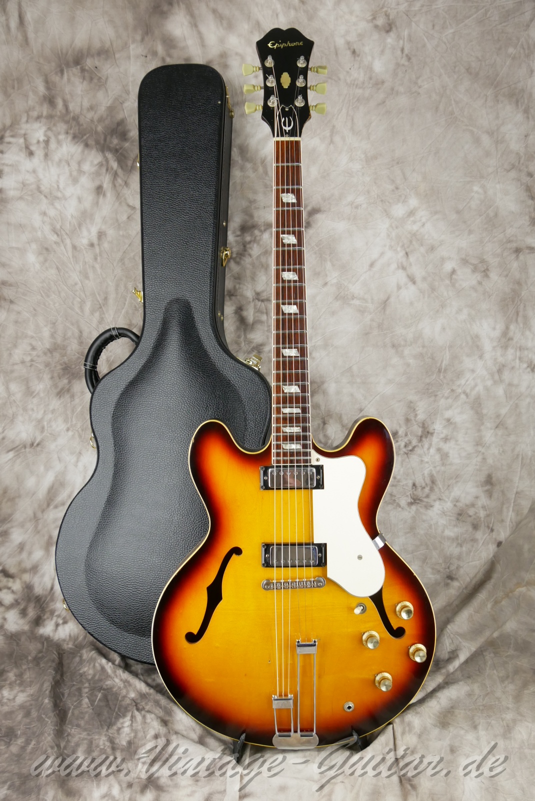 img/vintage/6198/Epiphone-Riviera-E360T-1967-sunburst-20.jpg