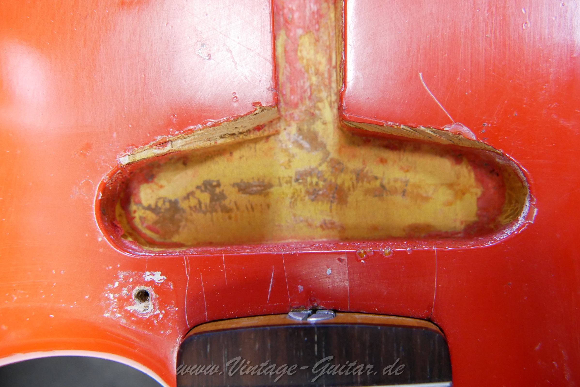 img/vintage/6224/Fender-Stratocaster-1964-fiesta-red-037.jpg