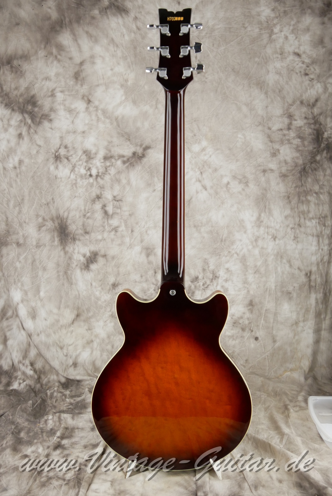 img/vintage/6230/Ibanez_AM_70_AV_sunburst_Japan_1987-002.JPG
