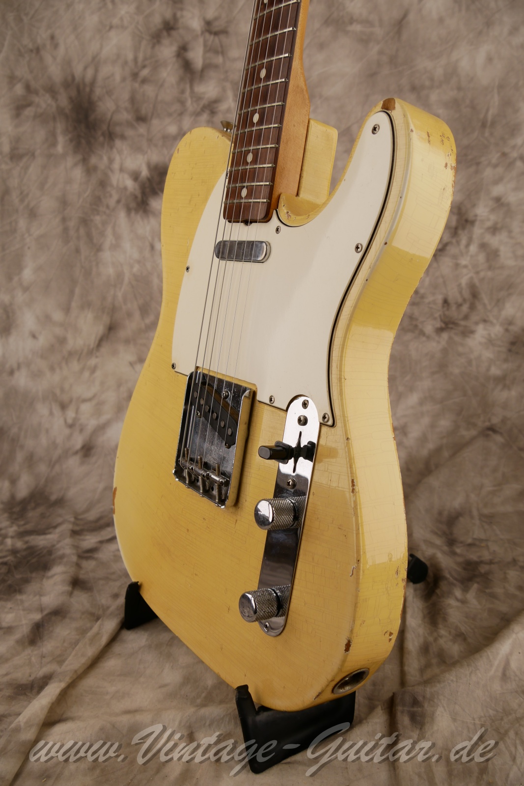 img/vintage/6242/Fender-Telecaster-1967-blonde-010.jpg