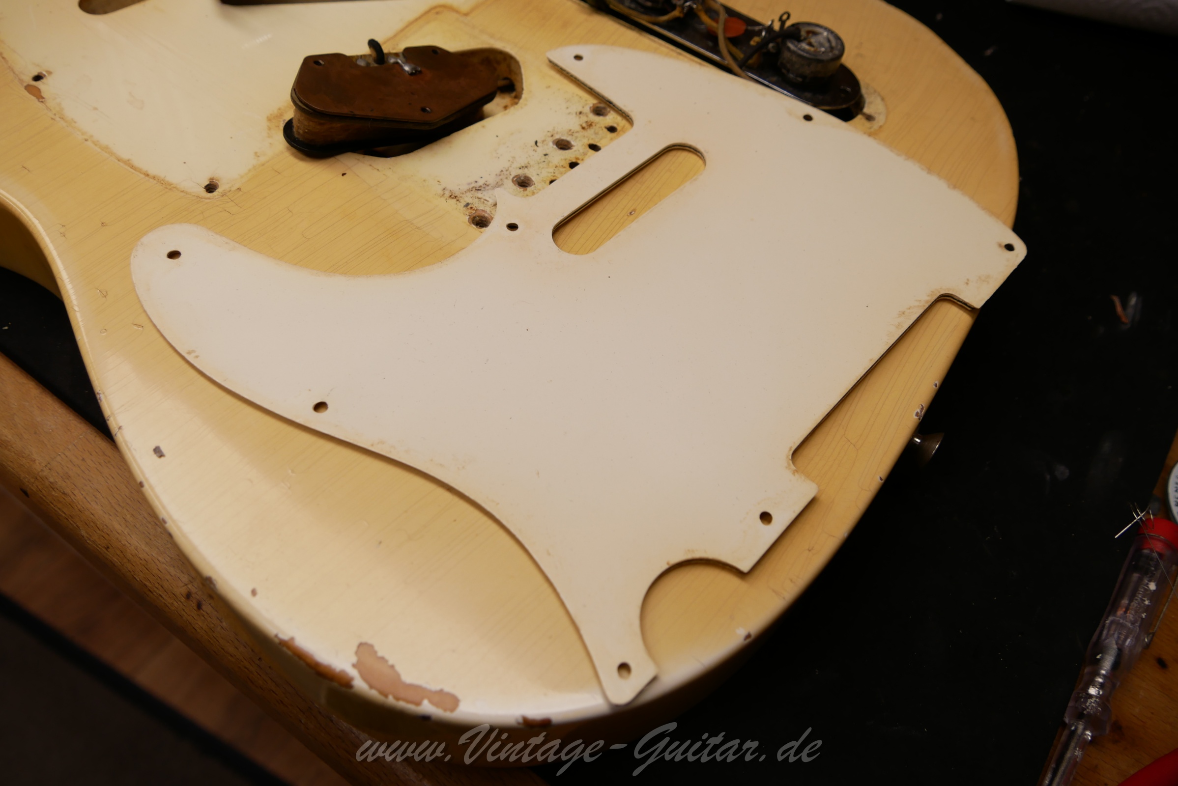 img/vintage/6242/Fender-Telecaster-1967-blonde-021.jpg