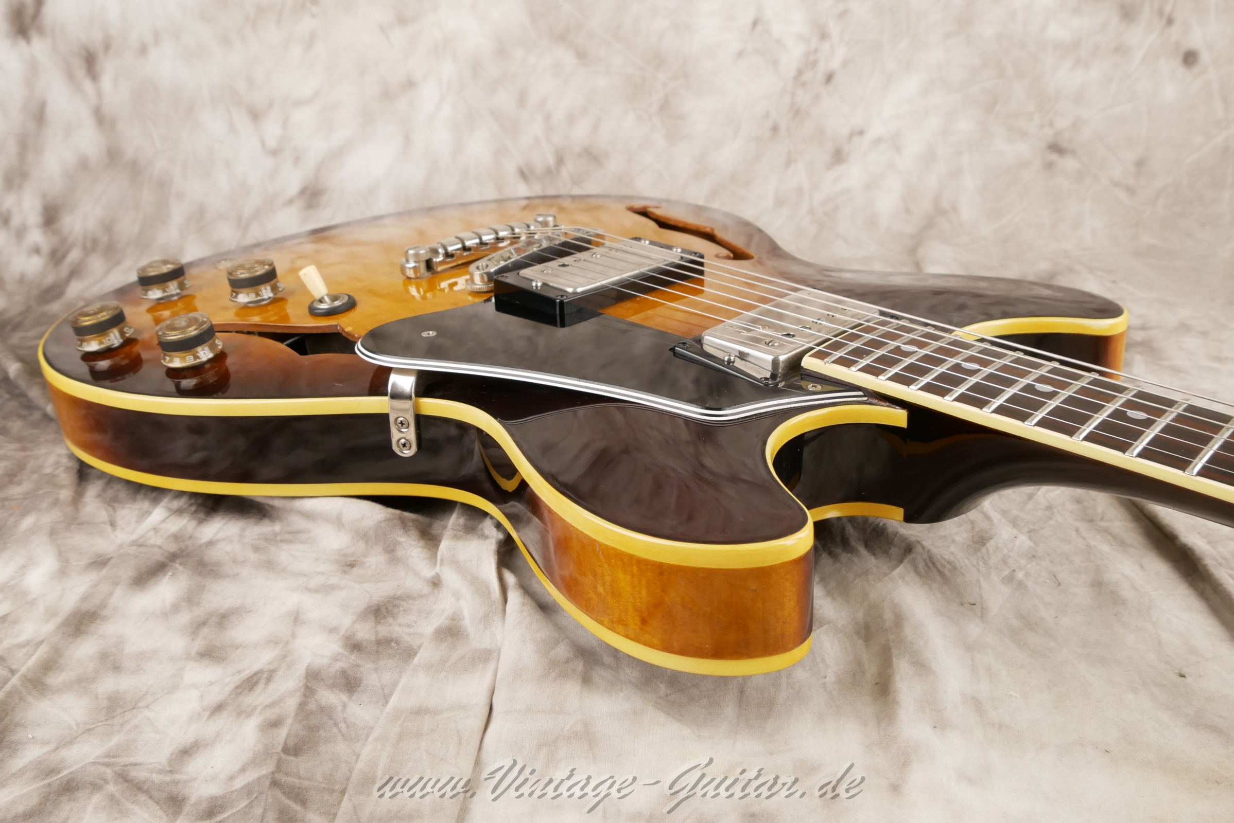 img/vintage/6253/Ibanez-AS-100-Super-70-Humbucker-made-in-japan-1980-antique-violin-sunburst-015.jpg
