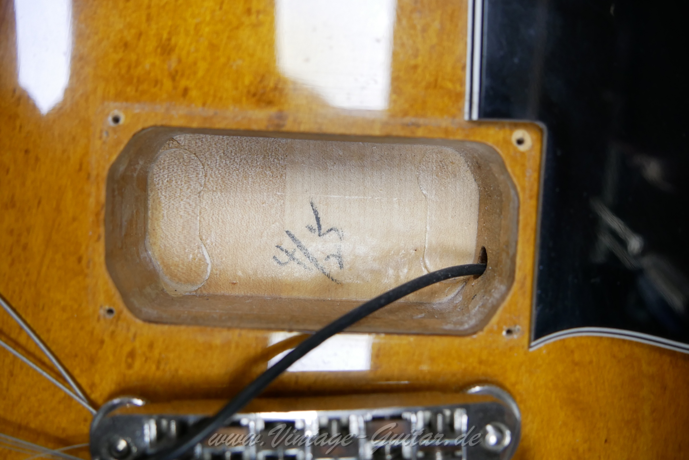 img/vintage/6253/Ibanez-AS-100-Super-70-Humbucker-made-in-japan-1980-antique-violin-sunburst-019.jpg