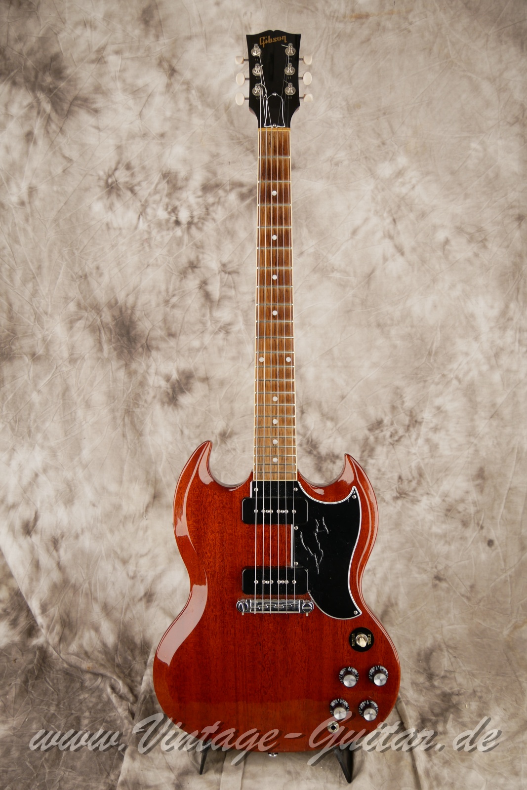 img/vintage/6257/Gibson_SG_Special_cherry_USA_2021-001.JPG
