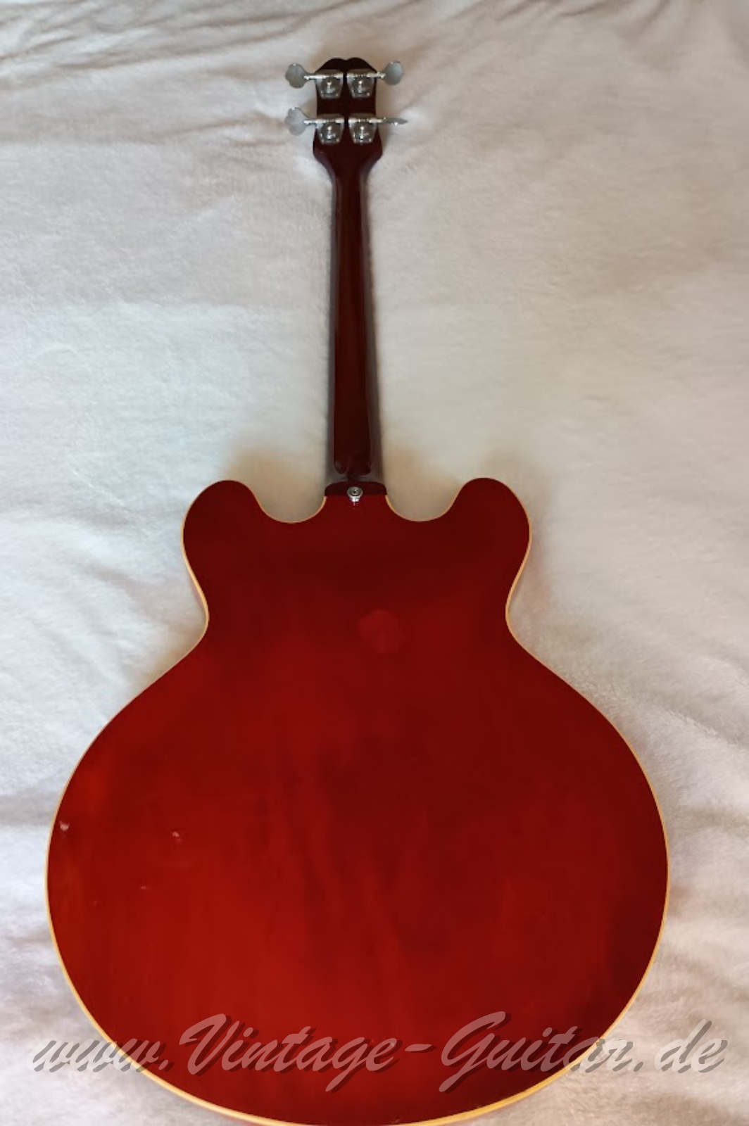 img/vintage/6272/Epiphone-Rivoli-Bass-EB-232C-002.jpg