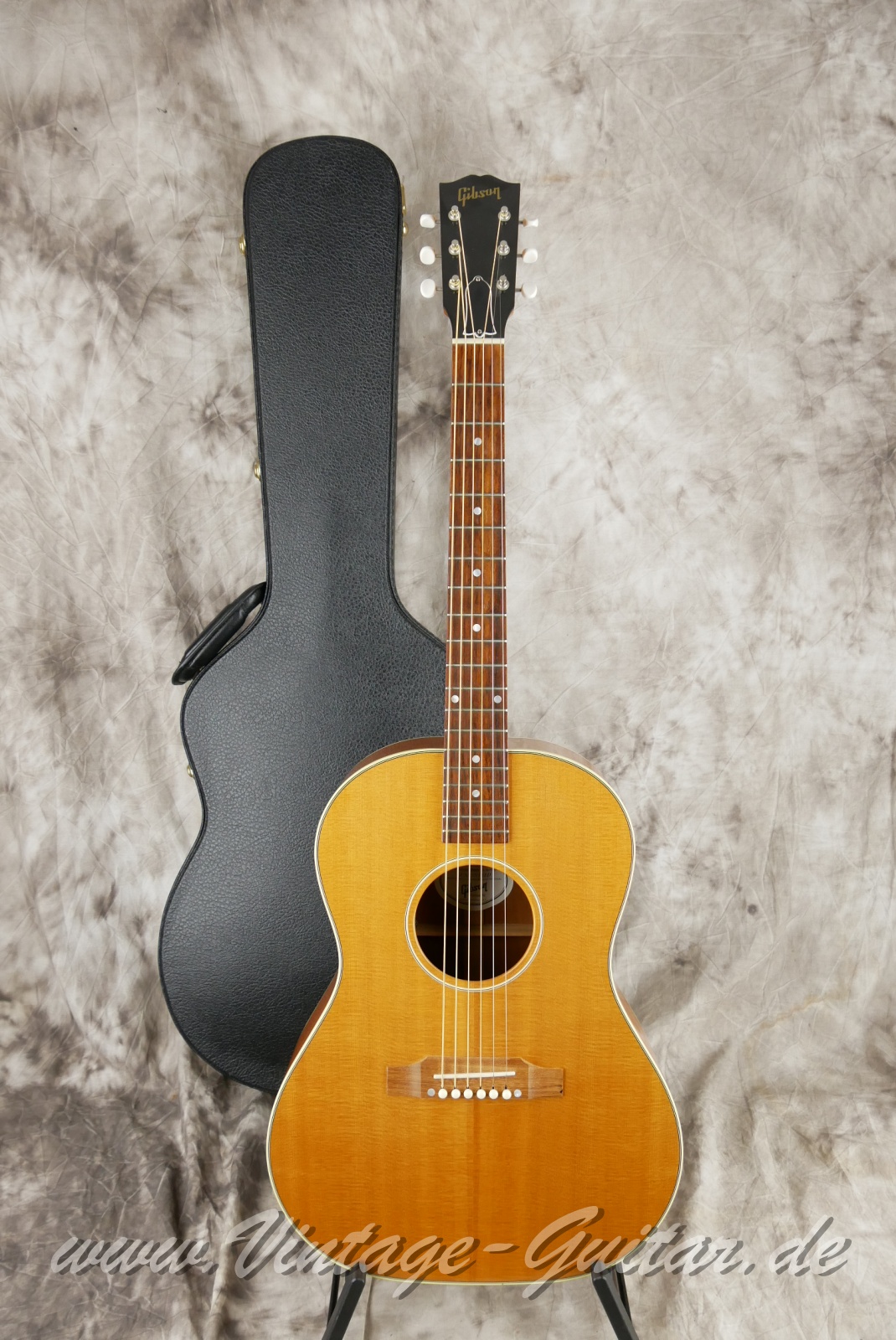 img/vintage/6340/Gibson_LG2_american_eagle_natural_usa_2015-15.JPG