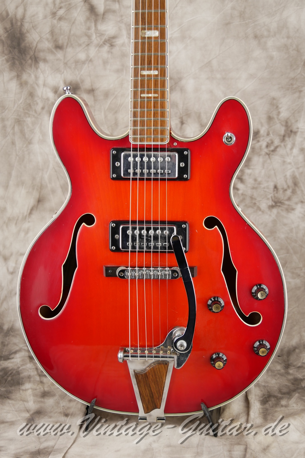 img/vintage/6375/Epiphone_ES_250_cherry_Japan_1972-007.JPG
