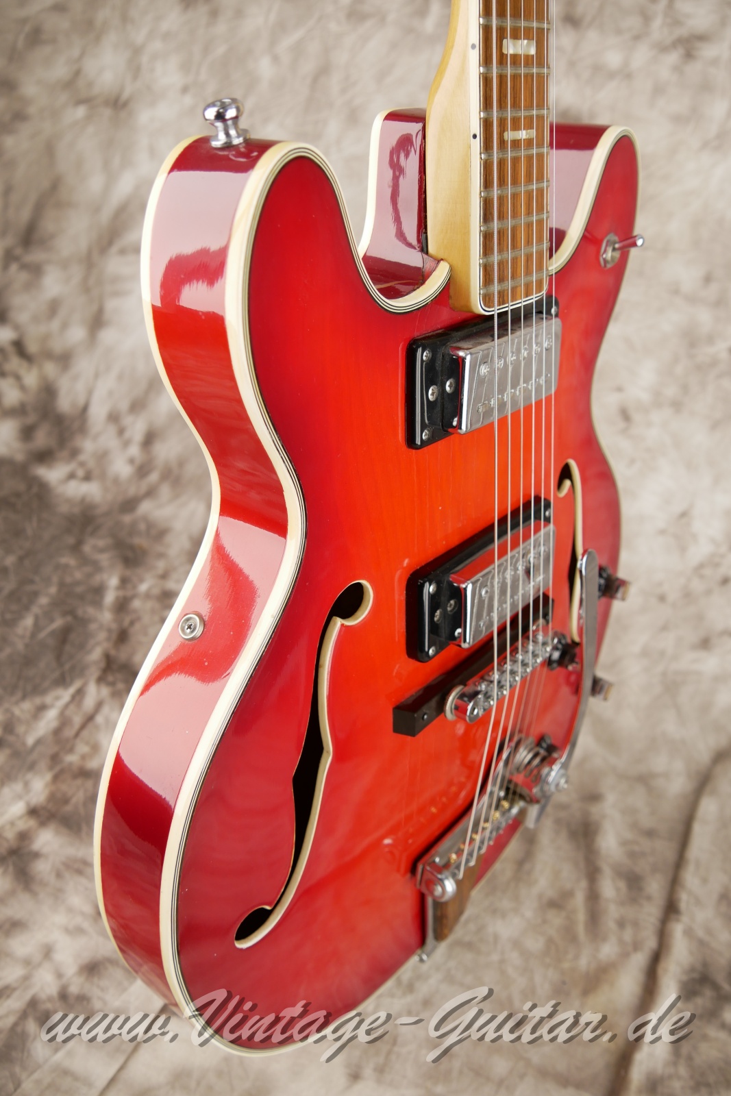 img/vintage/6375/Epiphone_ES_250_cherry_Japan_1972-009.JPG
