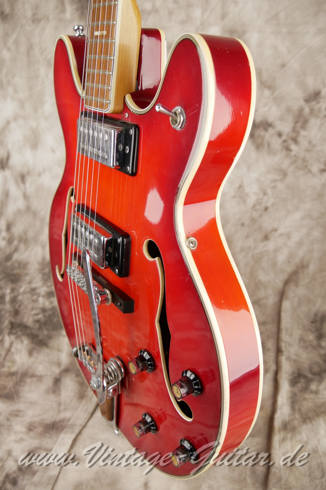 img/vintage/6375/Epiphone_ES_250_cherry_Japan_1972-010.JPG