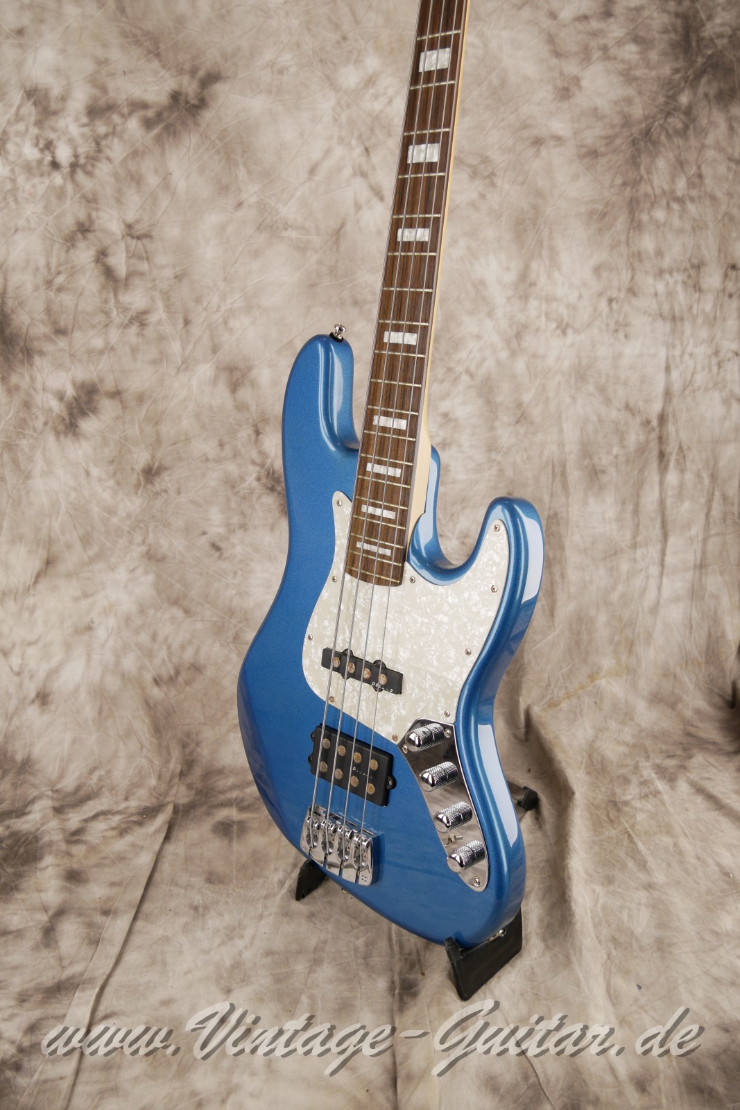 img/vintage/6387/Sandberg_California_J-Bass_style_2000-008.JPG