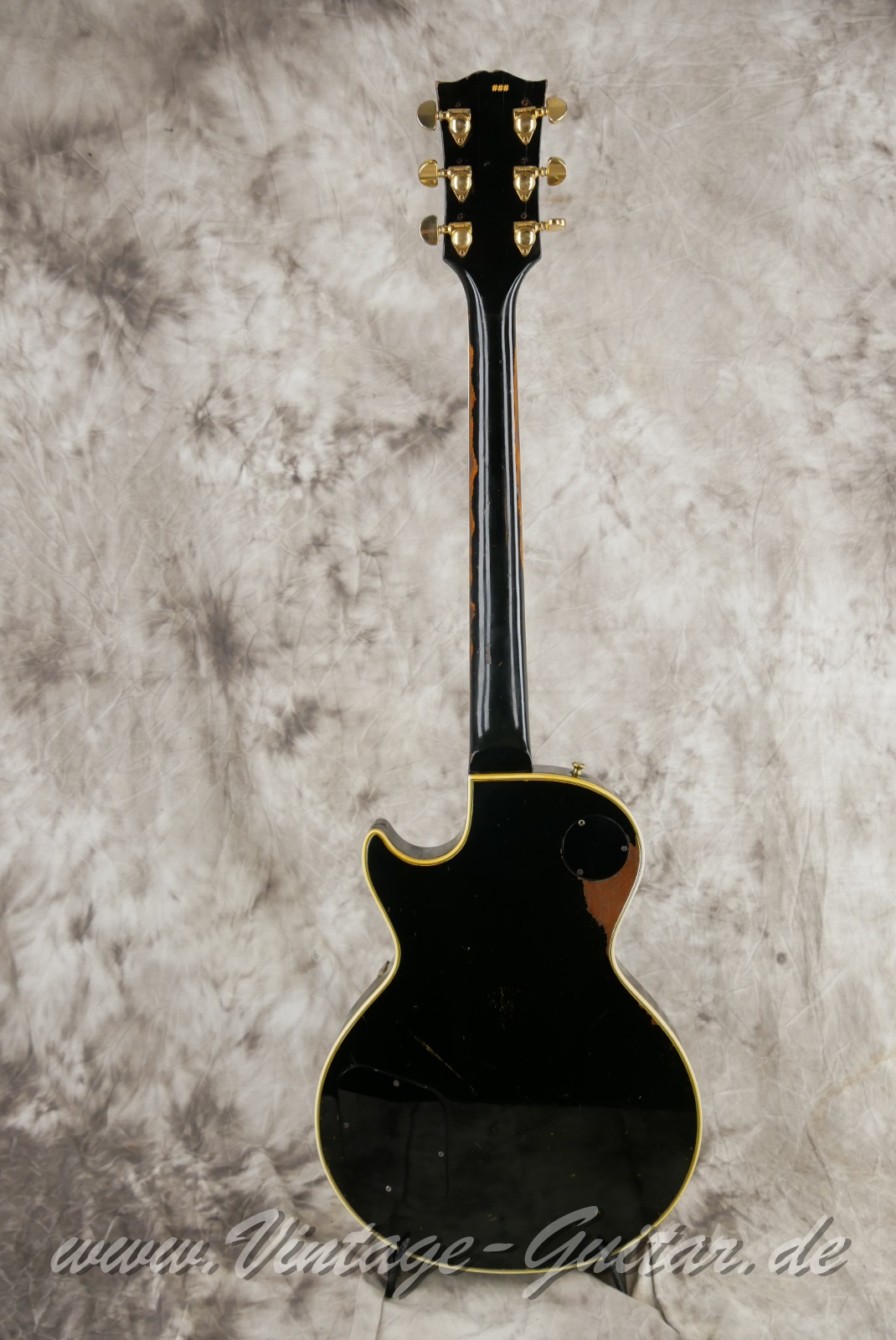 img/vintage/6400/Gibson_Les_Paul_Custom_one_piece_body_USA_black_1969-002.JPG