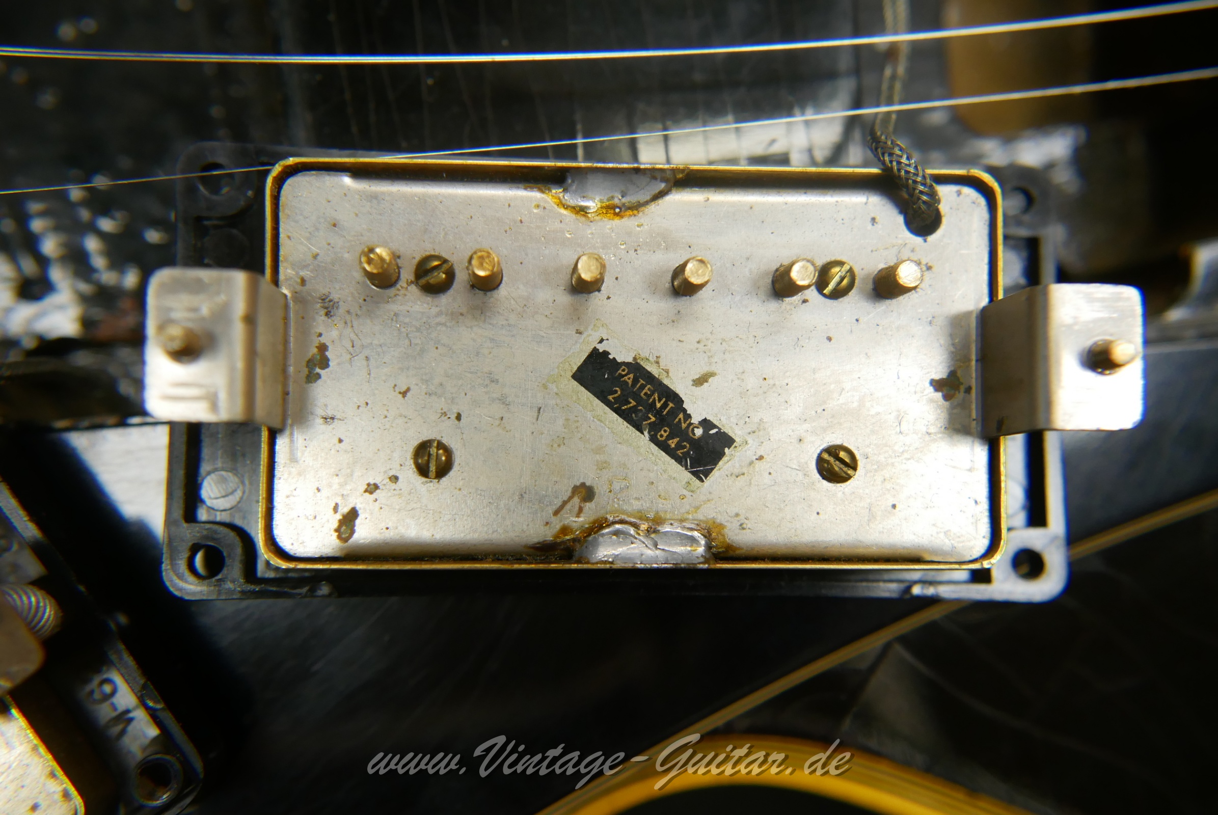 img/vintage/6400/Gibson_Les_Paul_Custom_one_piece_body_USA_black_1969-018.JPG